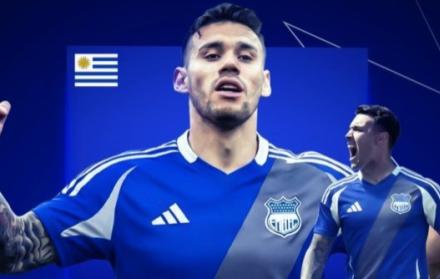 Club Sport Emelec hizo oficial la contratación del delantero uruguayo de 25 años, José Neris.