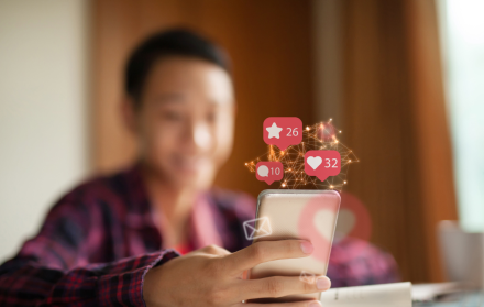 prohibir las redes sociales a menores de edad