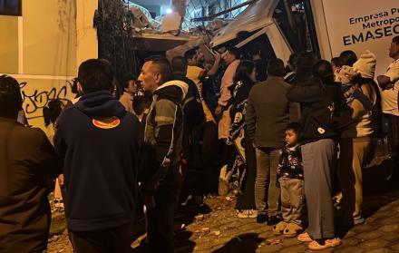 accidente del camion de basura en quito