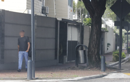 Policía acudió a la avenida Tercera, en Ceibos, tras un robo que terminó en balacera.