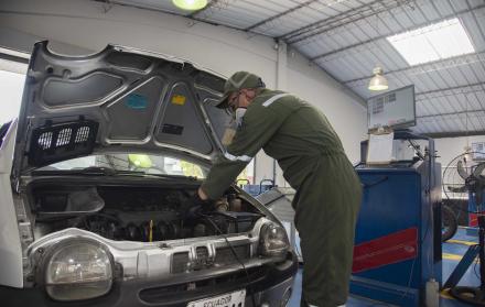 Centro de Revisión Vehicular