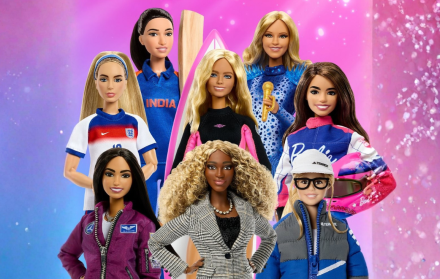 Barbie presentó ocho muñecas inspiradas en mujeres exitosas por el Día Internacional de la Mujer.