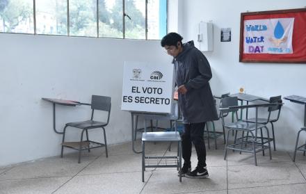 votación