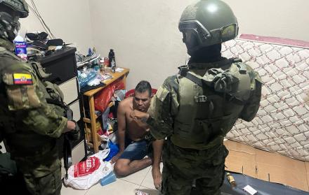 Un operativo permitió la captura de un presunto integrante del grupo criminal Los Lobos.