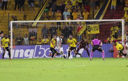 BARCELONA VS BOTAFOGO (16025631)