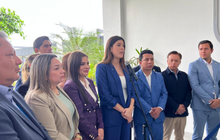 La asambleísta Valentina Centeno expresó su respaldo hacia Diana Jácome, tras la denuncia hecha en su contra por la RC.