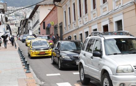 tercera placa en Quito