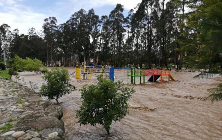 crecida rio tomebamba