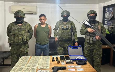 Un hombre que se hacía pasar por miembro de las Fuerzas Armadas fue detenido durante un operativo