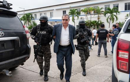 El juez Ángel Enrique Tapia Vélez es detenido por supuesto tráfico de influencias.