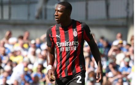 Pervis Estupiñán y Milan enfrentan a Lazio con la mira puesta en la cima de la Serie A