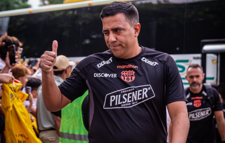 César Farías entrenador Barcelona