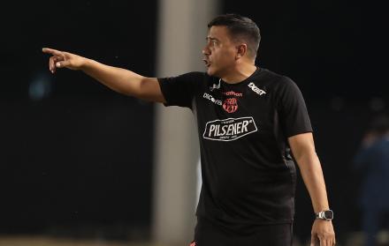 Cruce caliente: Pool Gavilánez responde a César Farías tras Barcelona SC vs Guayaquil City