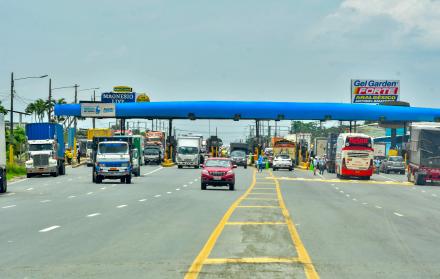 marcela aguiñgaa vias del guayas