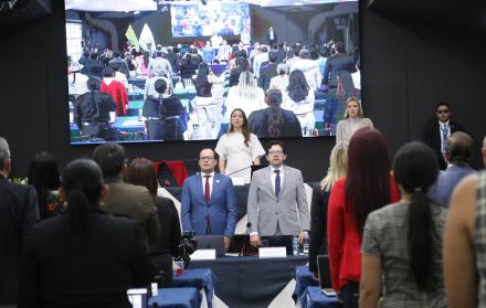La ley urgente sobre la construcción de vivienda social se trató en Cuenca.