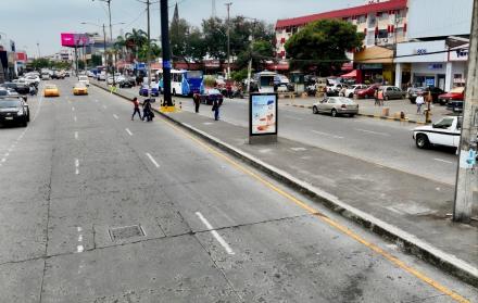 avenida Rodolfo Baquerizo Nazur en La Alborada