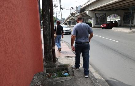 Avenida Carlos Julio Arosemena