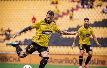 Darío Benedetto delantero de Barcelona SC 2026.