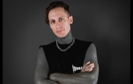 Pablo Holman tiene 37 años.