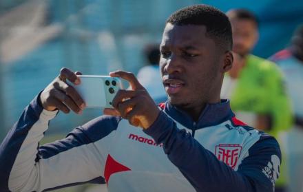 Ecuador sueña: Moisés Caicedo tendría luz verde para enfrentar a Costa de Marfil.