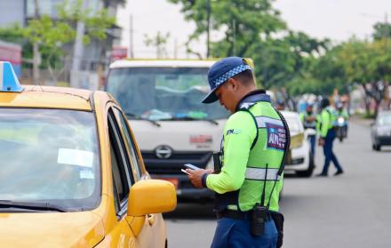 Licencia de conducir Ecuador