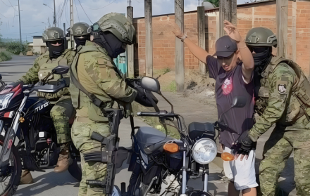 Fuerzas armadas Ecuador