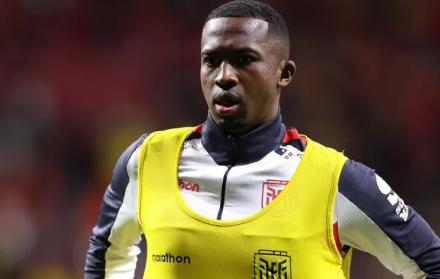 willian pacho jugador de ecuador