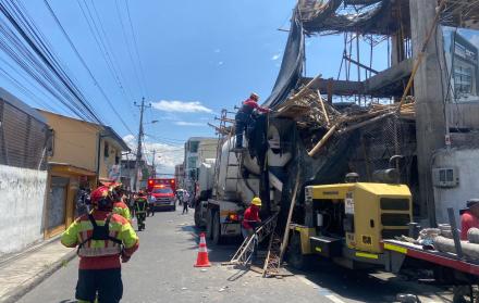 colapso de una vivienda en Tumbaco