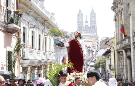 Procesion Domingo de Ramos - Quito