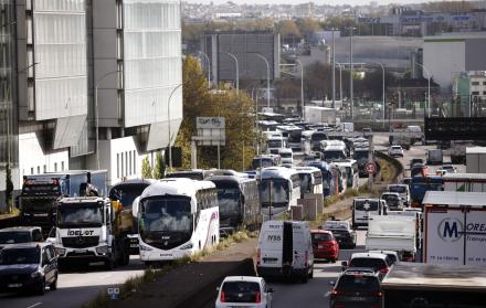 Conductores de camiones y autobuses en París,