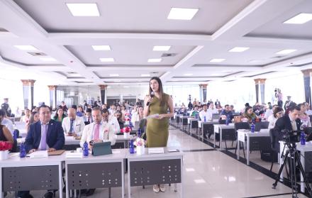 La asambleísta Valentina Centeno presentó las modificaciones al proyecto de ley de vivienda social.