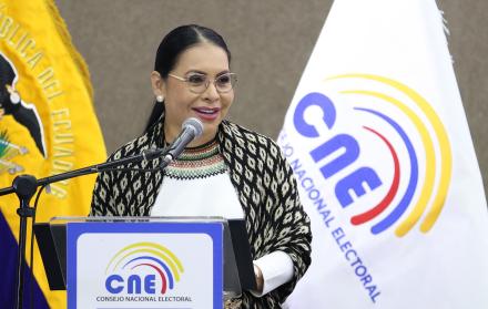 Diana Atamaint asegura que el CNE adelantó las elecciones para noviembre por el fenómeno de El Niño, pero otros países no tienen previsto ese evento climático.