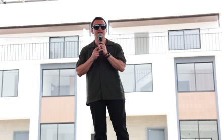 Daniel Noboa, dispuso mediante decreto ejecutivo la comisión de servicios de la comitiva de seguridad que lo acompañará en un viaje de carácter personal