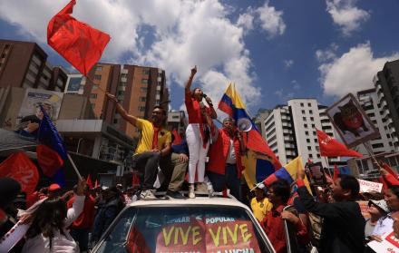 Unidad Popular protagonizó otra manifestación en las afueras del CNE.