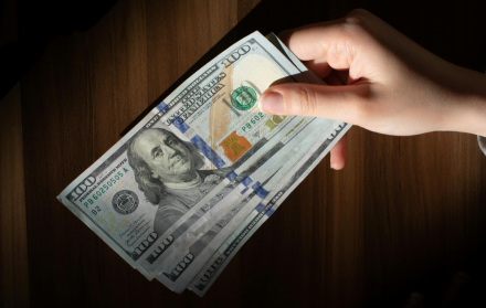 Los pagos se realizan en puntos autorizados según el último dígito de cédula.