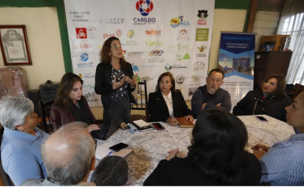 El Cabildo Cívico de Quito congrega a más de cien colectivos y personas, que hacen seguimiento de temas como movilidad, ambiente, patrimonio, seguridad, etc.