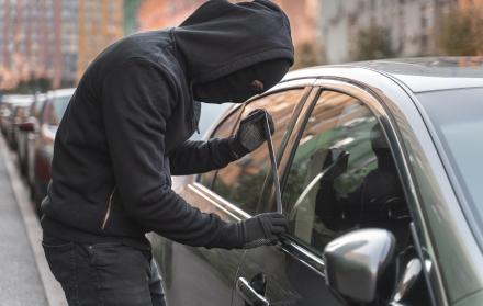 ROBO DE VEHICULOS EN QUITO