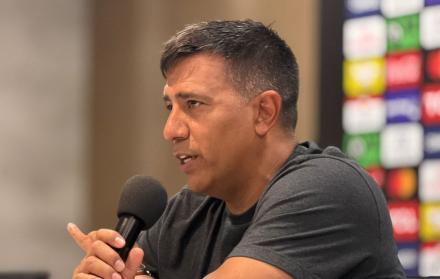 Farías frena la euforia y enfoca a Barcelona SC en el duelo clave contra Cruzeiro.