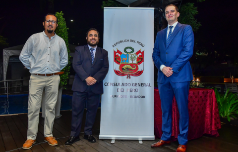 Alegorías Marinas, exposición organizada por el Consulado General de Peru y el Tenis Club