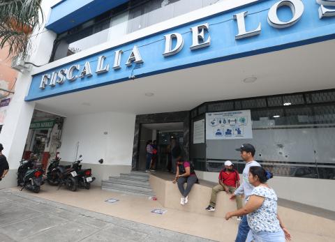 Detienen a funcionaria de Fiscal&iacute;a de Los R&iacute;os por presuntos v&iacute;nculos con Los Lobos