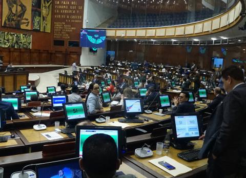 Pleno de la Asamblea censur&oacute; a Fernando Santos Alvite