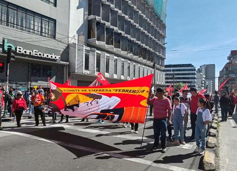 Arranca marcha de trabajadores en Quito por el 1 de Mayo