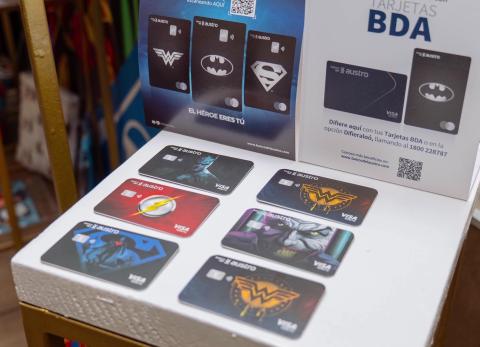 Banco ecuatoriano gana un premio por sus tarjetas de Game of Thrones y DC Comics