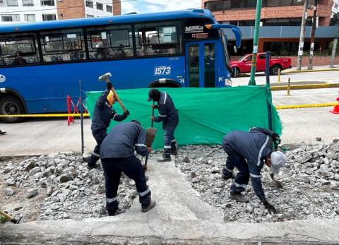 Quito: Soterramiento de cables en avenida Col&oacute;n durar&aacute; 90 d&iacute;as
