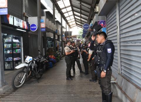 Robo en la Bah&iacute;a de Guayaquil: Delincuentes sustraen 20 iPhones en atraco armado