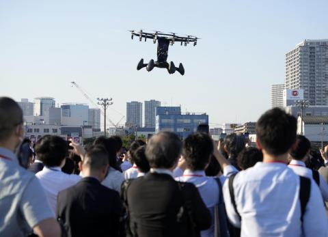 Feria SusHi Tech de Tokio: entre coches voladores, moda del futuro y robots