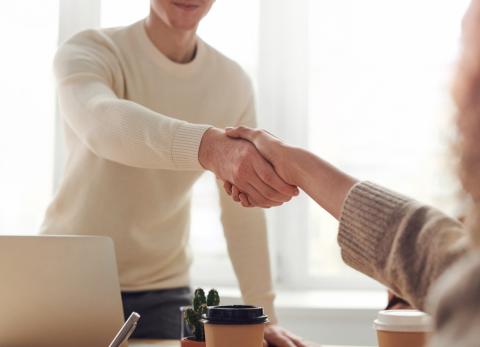 Top trabajos mejor remunerados para 2025 en Ecuador: lo que dicen los estudios