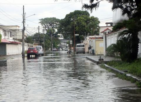 Lluvias y tormentas marcar&aacute;n las pr&oacute;ximas horas en Ecuador