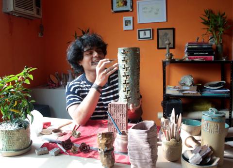 Artistas de Guayaquil defienden el valor humano frente a la inteligencia artificial