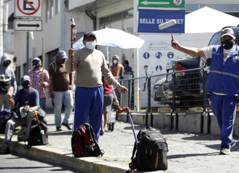 La tasa de desempleo mejora levemente en Ecuador, en marzo de 2025